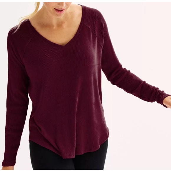 Sonoma Sweaters - EUC SONOMA Burgundy Long Sleeve V-Neck Tunic Sweater